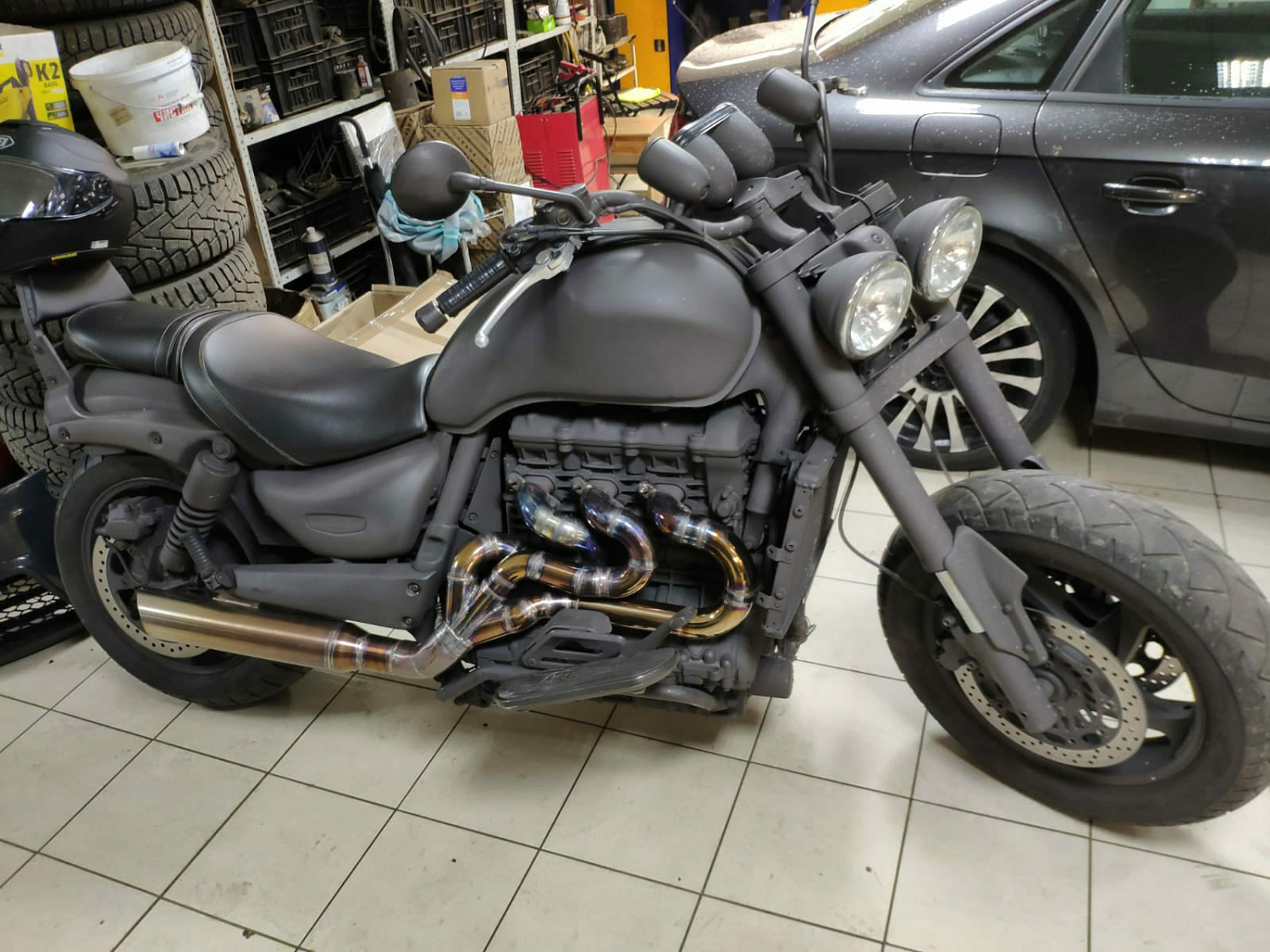 Легендарный мотоцикл Triumph Rocket 3 - замена штатного выхлопа